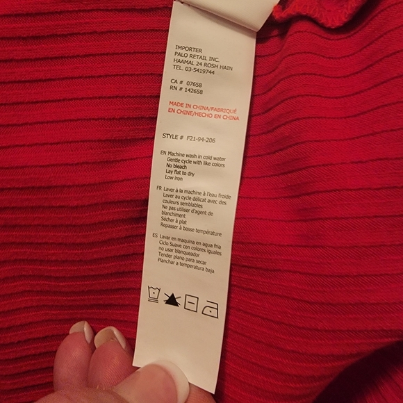 Red Forever 21 Women's Turtleneck Lettuce Edge Crop Top - Picture 7 of 8